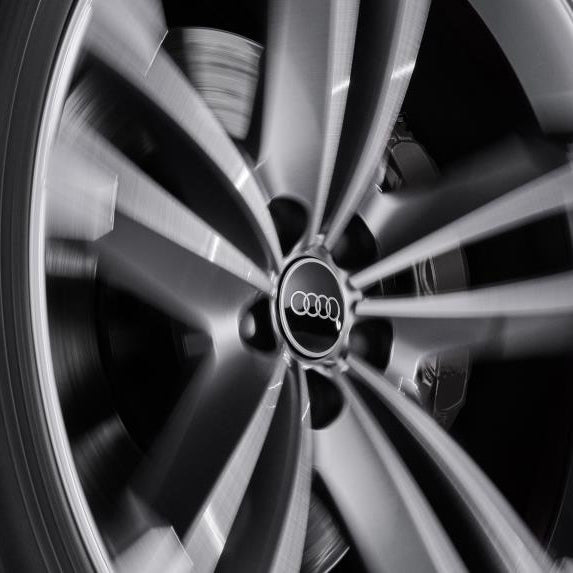 Audi Dynamic hub caps 新品 Dynamic Center Caps – Audi Beverly Hills Online Boutique